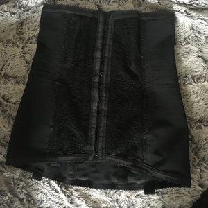 Rago vintage waist cincher